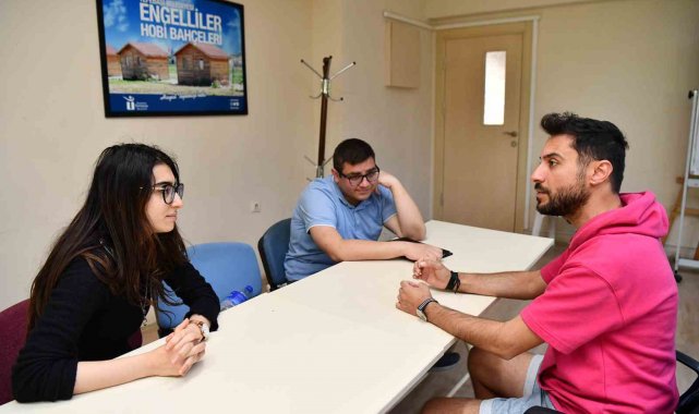 Gençlik Merkezleri'nde 33 farklı branşta bin 400 öğrenciye eğitim veriliyor