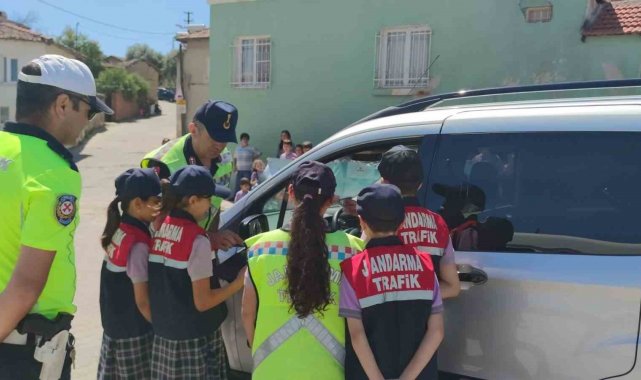 Germencik'te öğrencilere uygulamalı trafik eğitimi