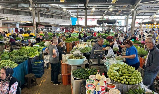 Halk pazarı ilgisiz kaldı