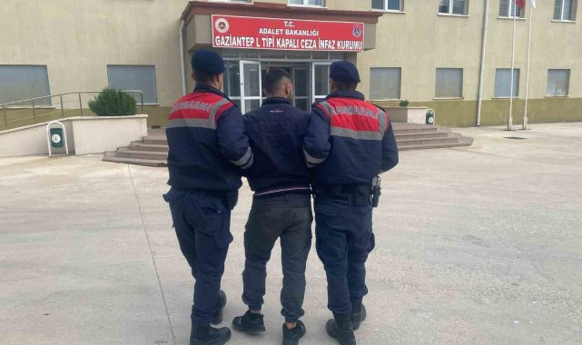 Hırsızlık suçundan 15 yıl cezası bulunan firari yakalandı