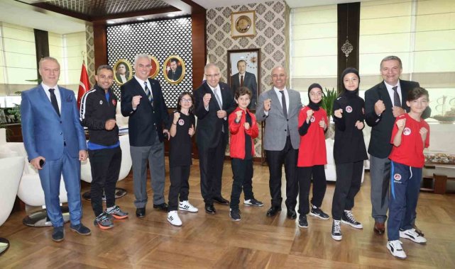 İki farklı turnuvada Körfez'i temsil edecekler