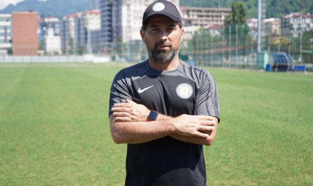 İlhan Palut: "Tüm sorumluluğum Rizespor'u ligde en başarılı yerde bitirtmek"