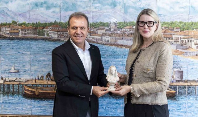 İsveç İstanbul Başkonsolosu Strömquist Başkan Seçer ile görüştü