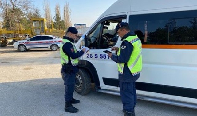 Jandarma ekipleri 245 okul servisini ve 129 okulun çevresini denetledi