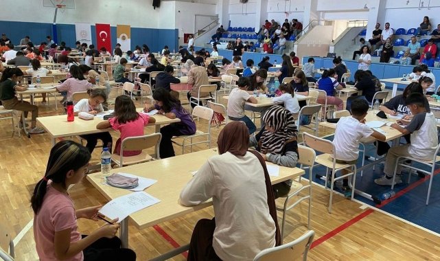Kahta BİLSEM sudoku yarışmasından madalyalarla döndü