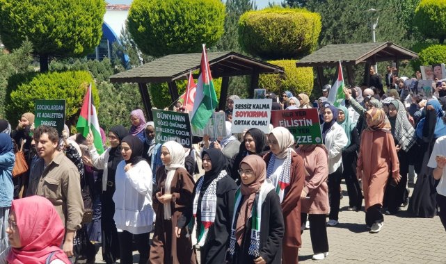 Karabük'te öğrenciler Filistin için yürüdü
