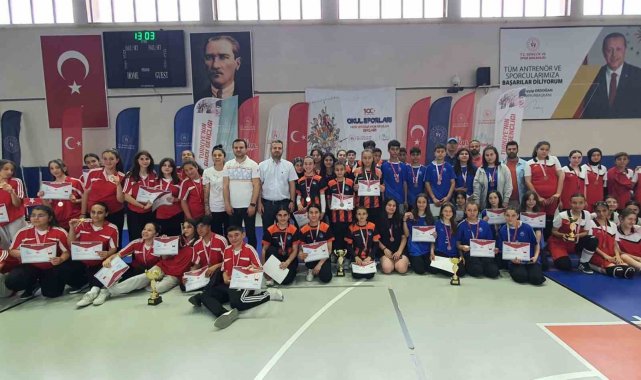 Karaman'da düzenlenen Oturarak Voleybol Türkiye Şampiyonası sona erdi