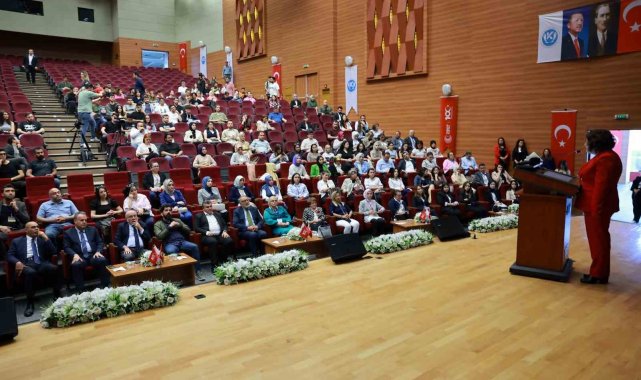 Kayseri Üniversitesi'nde 'Güçlü Birey, Sağlıklı Aile Ve Gelişen Toplum' konulu çalıştay düzenlendi