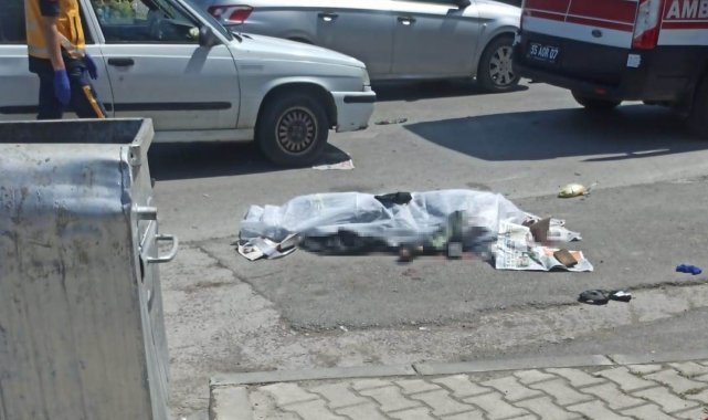 Kaza yapan motokurye hayatını kaybetti
