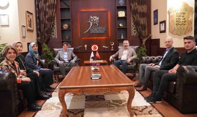 KBÜ Engelliler Eğitimi Uygulama ve Araştırma Merkezi Rektör Kırışık'ı ziyaret etti