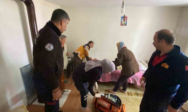 Kendisinden haber alınamayan kadın son anda kurtarıldı