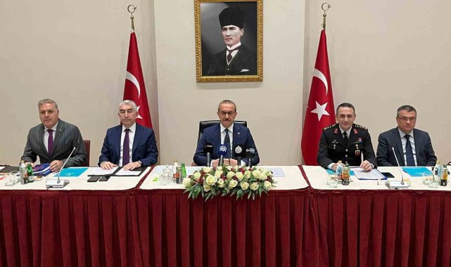 Kocaeli'de trafik kuralı ihlallerinin yüzde 40'ı kırmış ışık geçişlerinden kaynaklanıyor