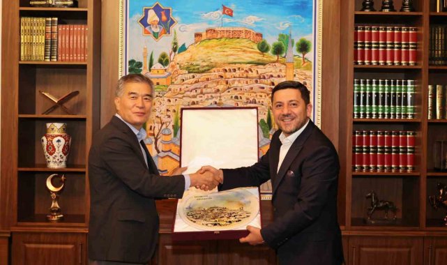 Koreli heyet Nevşehir Belediyesi'ni ziyaret etti