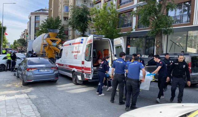 Küçükçekmece'de beton mikserinin çarptığı kadın öldü