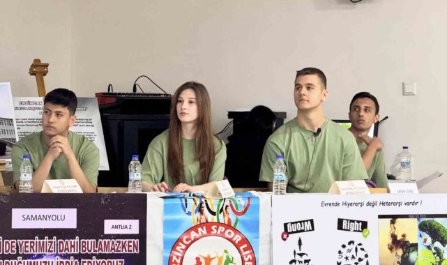 Liseler arası "Haydi Konuş" münazara yarışmasının çeyrek finali yapıldı