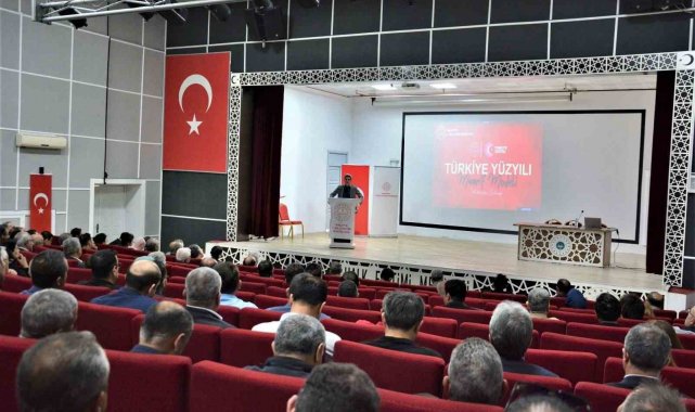 Malatya'da, "Türkiye Yüzyılı Maarif Modeli" müfredatı hakkında bilgilendirme toplantısı