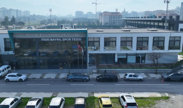 Manisa Büyükşehir'in spor tesisleri artık Manisalıların