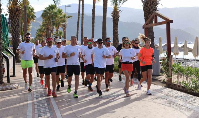Marmaris'te Hıdırellez sporla kutlandı