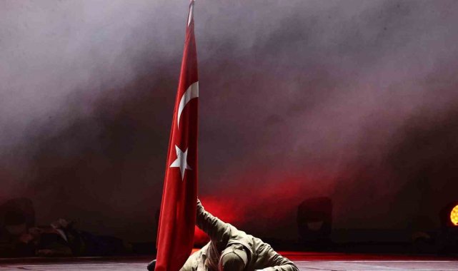 Muhteşem dans tiyatrosu 'Asrın Zaferi' yoğun istek üzerine yeniden sahnede