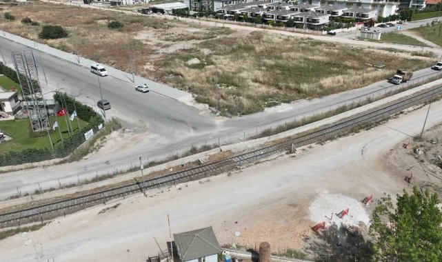 Muradiye'deki hemzemin geçit sorunu çözülüyor
