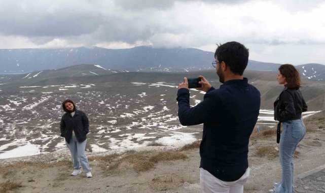 Nemrut Kalderası'na ziyaretçi akını