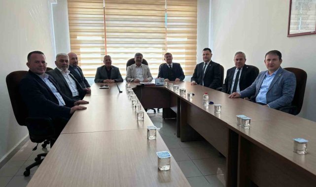 Niğde'de AK Partili meclis üyeleri, AK Partili meclis başkanının istifasını istedi
