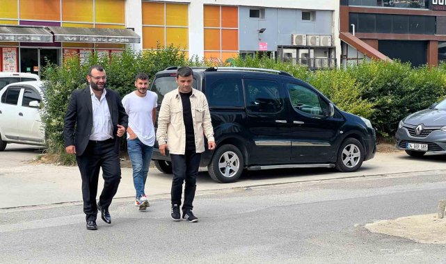 Ogün Samast İstanbul'da görülen duruşmaya katılmak üzere Trabzon Adliyesi'ne geldi