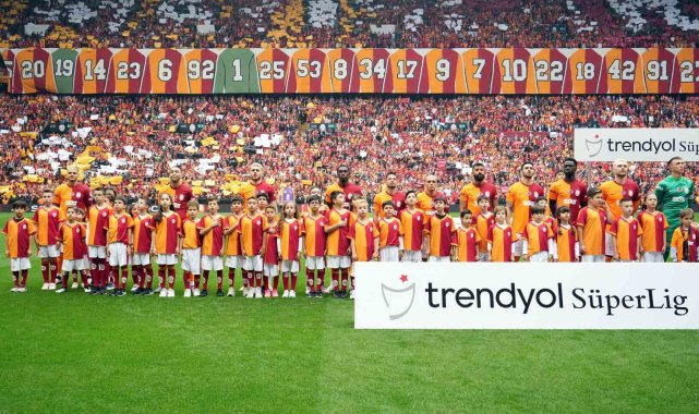 Okan Buruk, 11'de tek değişik yaptı