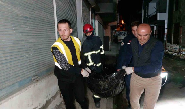 Oto elektrik ustası inşaat halindeki binanın asansör boşluğunda ölü bulundu