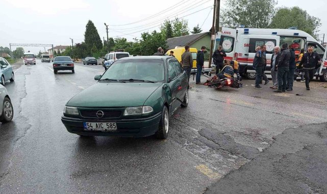 Otomobil ile motosiklet çarpıştı: 2 yaralı