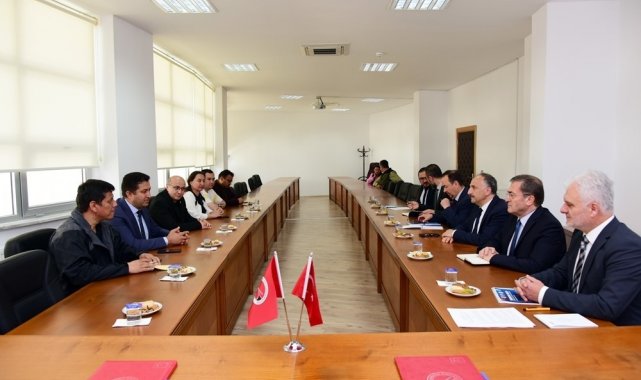 Özbekistan heyeti ile Kastamonu Üniversitesi arasında iş birliği