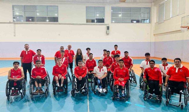 Pamukkale Belediyespor'da İlker Gündüz'e milli davet