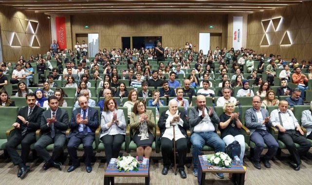 Panorama Müzesi'ni gezen Kazım Karabekir Paşa'nın kızı Timsal Karabekir duygu dolu anlar yaşadı