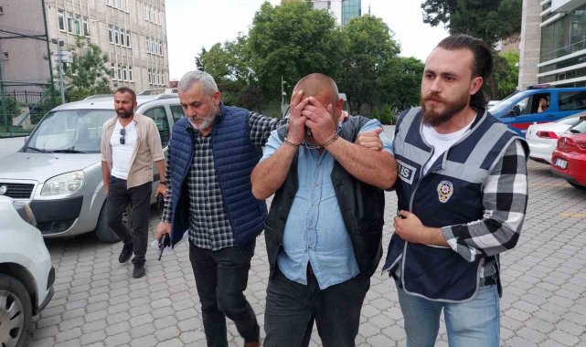 Park halindeki araçtan hırsızlık yapan şahıs tutuklandı