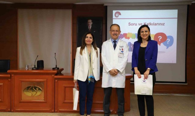 "Geçmişten Günümüze Hemşirelikte Değerler III" sempozyumu
