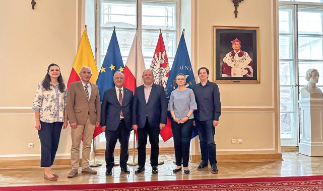 Rektör Çomaklı, Polonya'daki temaslarını sürdürüyor