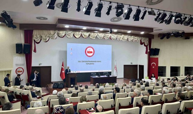 Rektör Çomaklı, ÜAK toplantısına katıldı