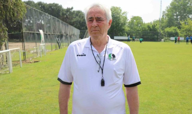 Sakaryaspor Teknik Direktörü Coşkun Demirbakan: "Biz her şeye hazırlıklıyız"