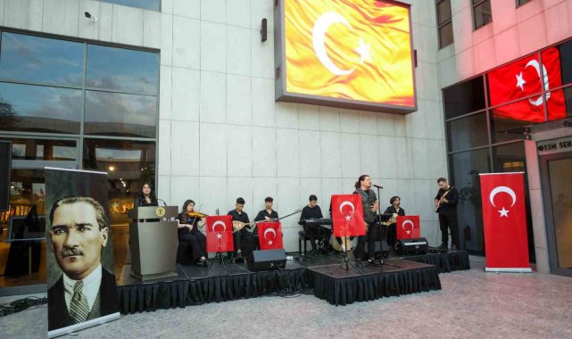Şehitkamil'de "90'lardan kalan şarkılar" konseri düzenlendi
