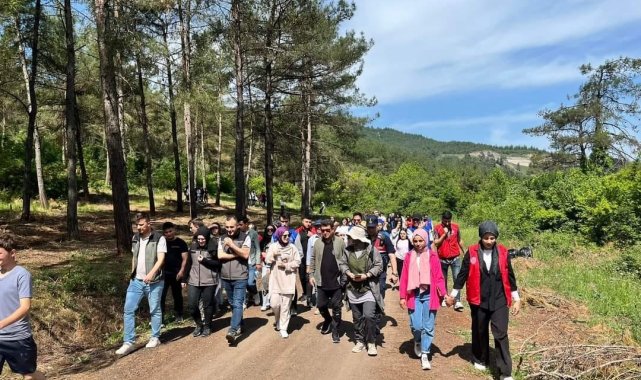 Sındırgı' da gençler doğada buluştu