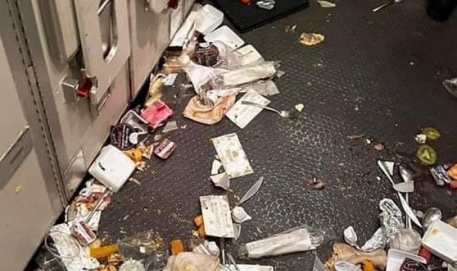 Singapur Havayolları'na ait uçak türbülansa girdi: 1 ölü