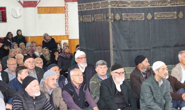 Sivas'ta hacı adaylarına seminer verildi