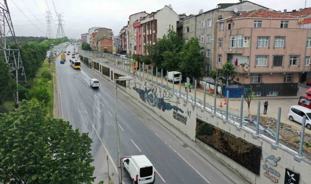 Sultangazi Belediyesi'nden gürültü bariyeri çalışması