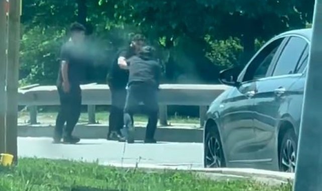 Sultangazi'de trafikte iki grup arasında silahlı kavga: 3 yaralı