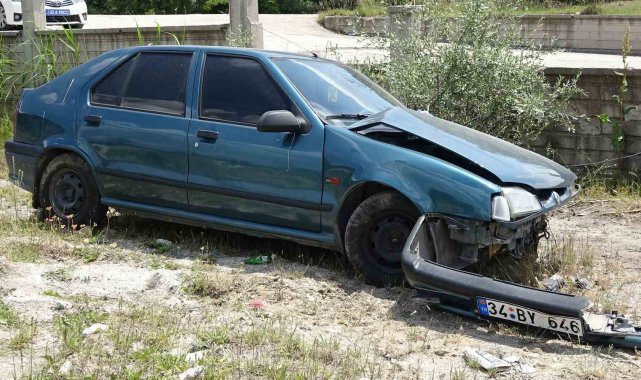 Tavşanlı'da bir kişinin yaralandığı trafik kazası kamerada