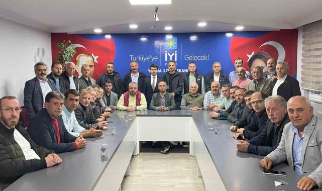 Trabzon'da İYİ Parti Yomra teşkilatı da istifa etti