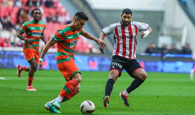Trendyol Süper Lig: Samsunspor: 1 - Alanyaspor: 1