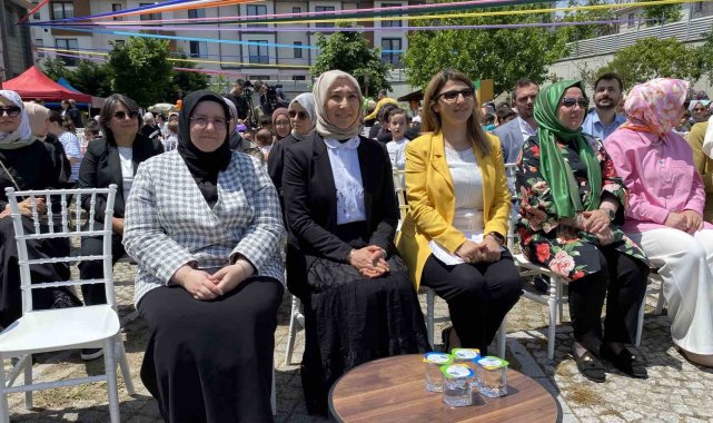 TÜRGEV Çocuk Kütüphanesi ve Atölye Merkezi'nin tanıtımını yaptı