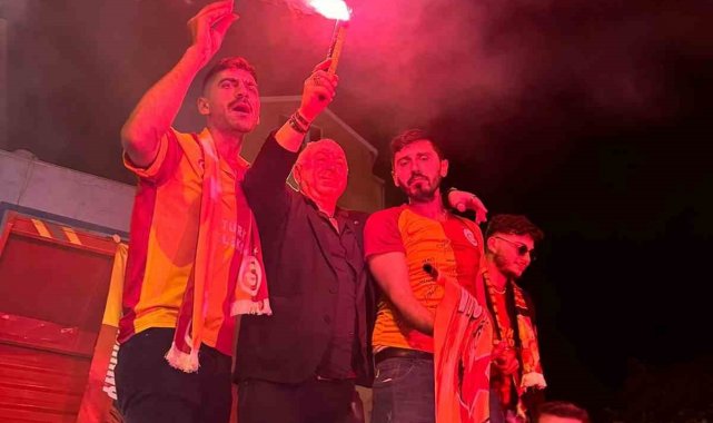 Türkeli'de şampiyonluk kutlamaları