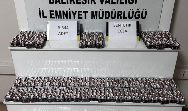 Uyuşturucu şüphelisi 2 kişiye gözaltı
